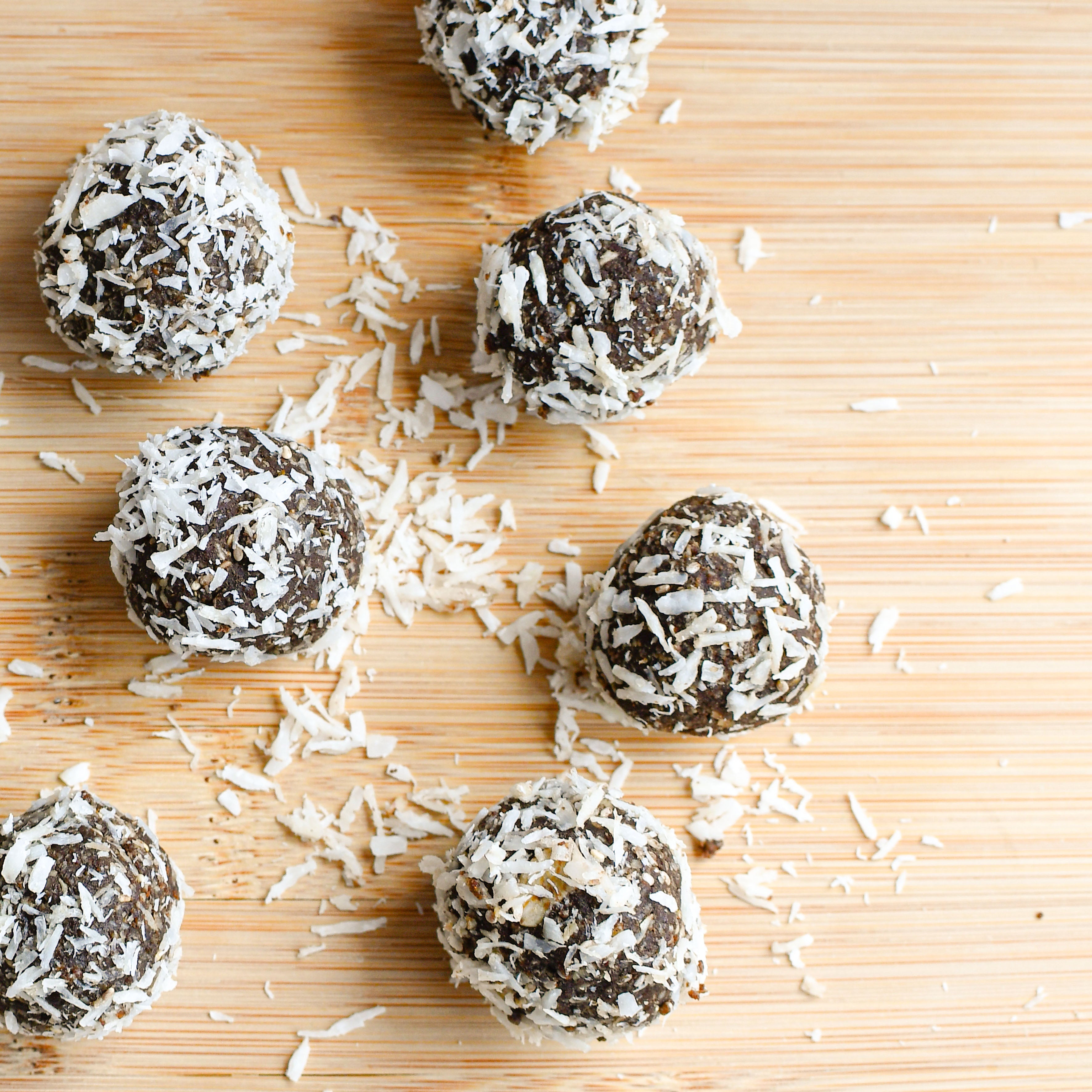 BROWNIE BLISS BALLS