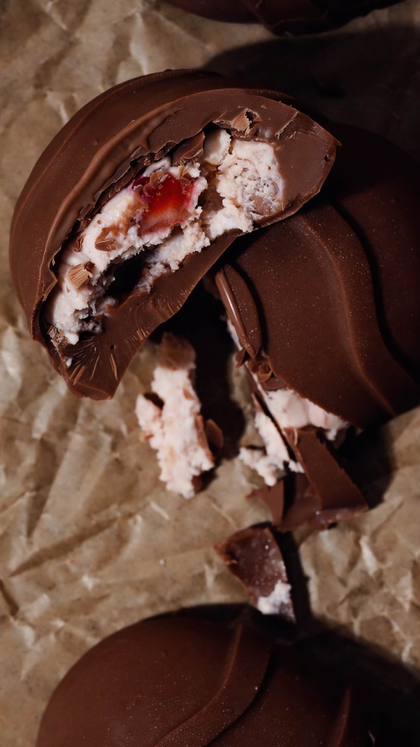 Strawberry Cheesecake Easter Eggs - Nuzest NZ