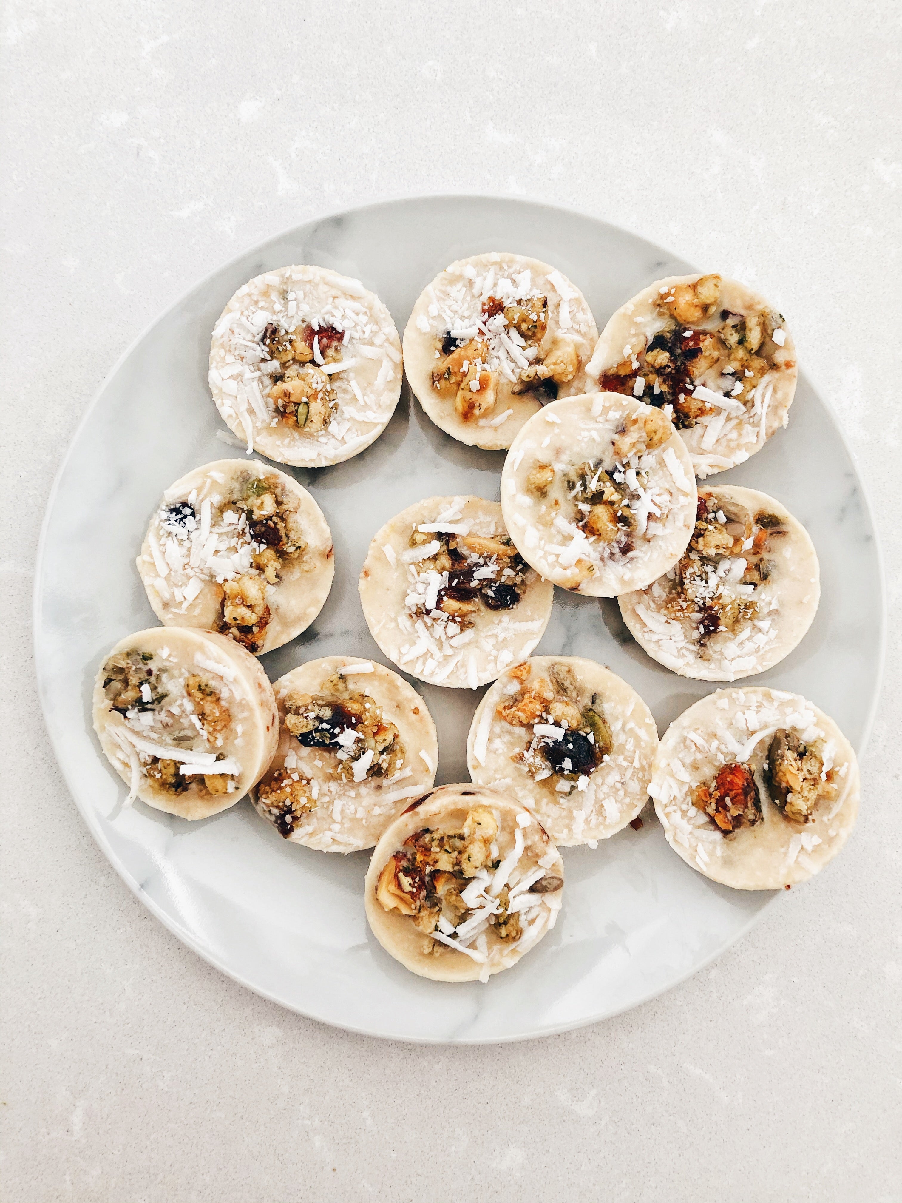 SUMMER LEMON TARTS