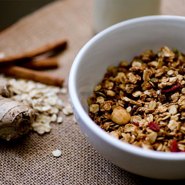 NuZest Gingerbread Granola