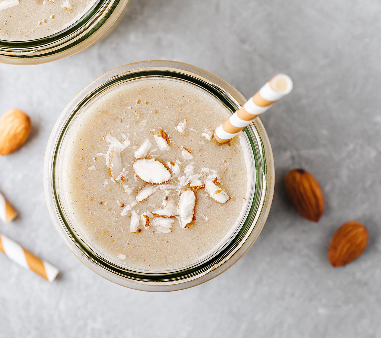 BANANA & ALMOND BUTTER SMOOTHIE